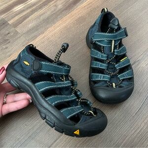 KEEN Youth Waterproof Outdoor Hiking Sandals - Blue - Size 12c